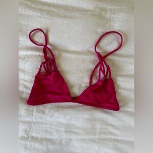 🌺 S O L D 🌺 Acacia Top in Guava Pop